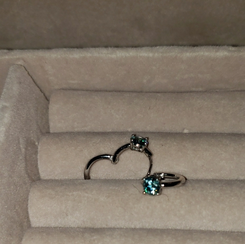 Elegant Silver Heart Ring with Blue Moissanite Stone